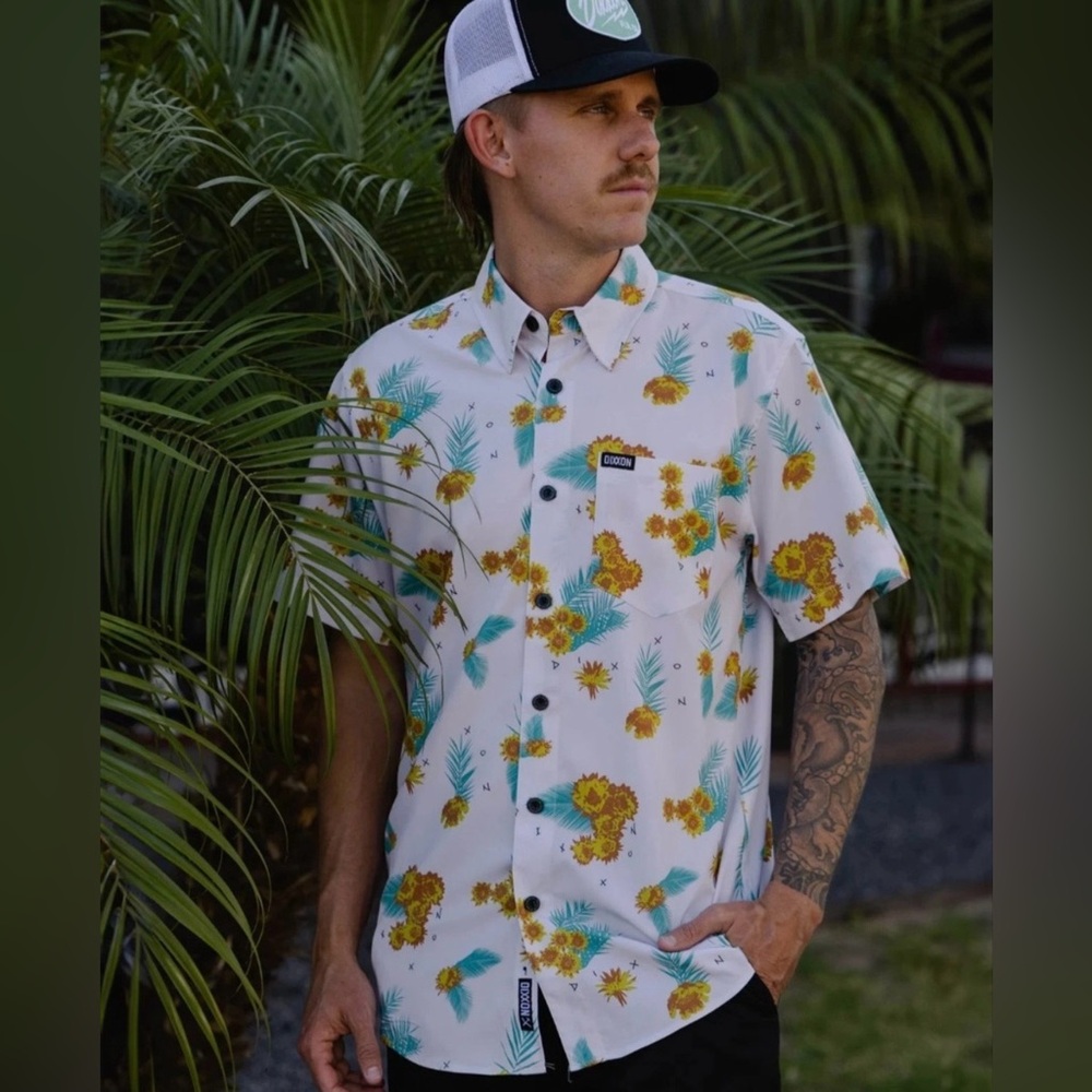 NWT Dixxon 'Get Pitted' party shirt sz LG